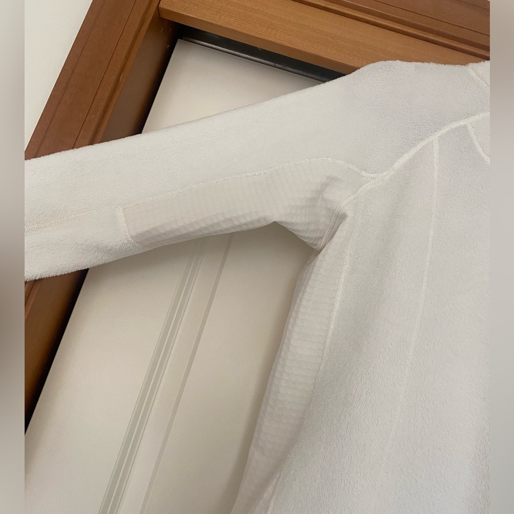 Women’s Fleece Patagonia Full Zip Jacket - Picture 7 of 7